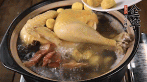 出國前加少許鹽，撒上蔥花即可。